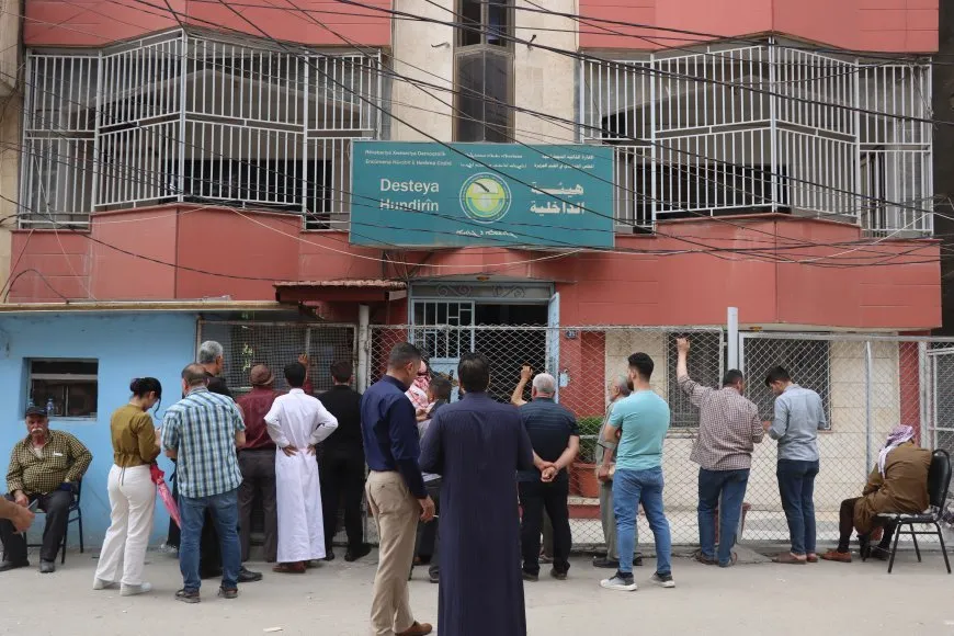 الإدارة الذاتية تبدأ توزيع جوازات السفر الصادرة قبل سقوط نظام البعث