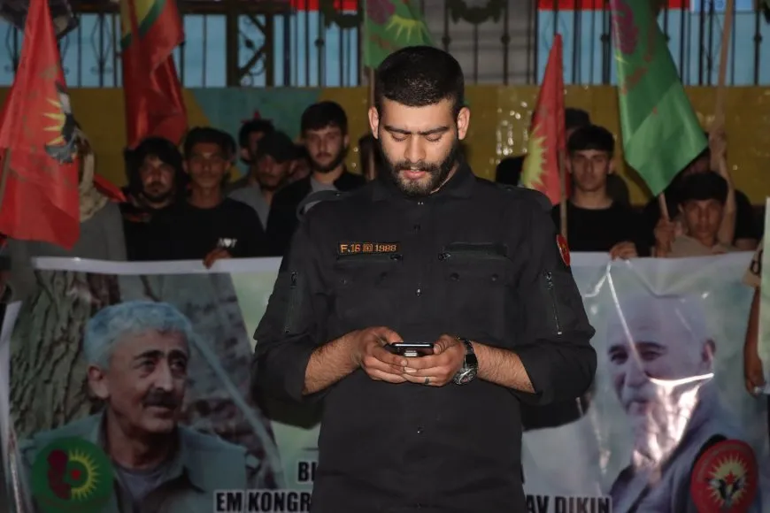 إحياء ذكرى القياديين علي حيدر كايتان ورضا آلتون بمراسم حاشدة
