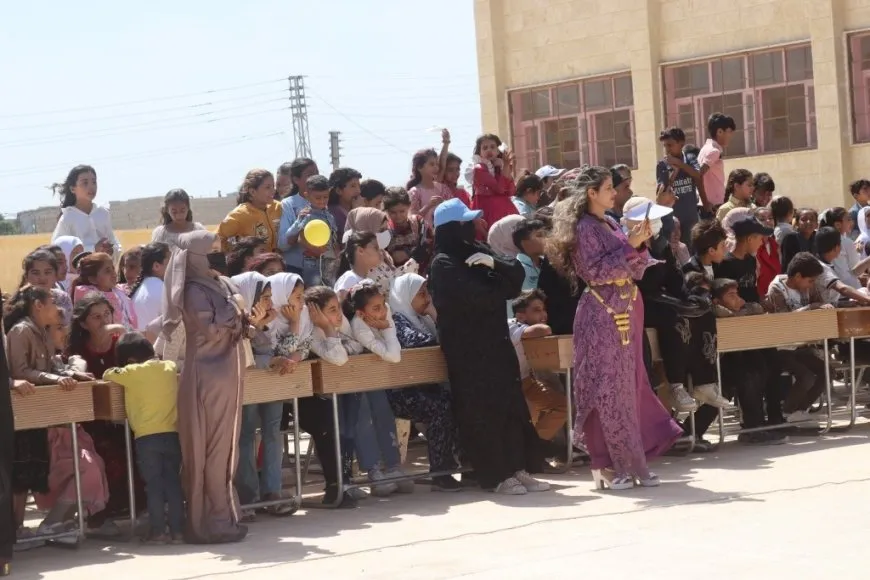 احتفال بيوم اللغة الكردية في مقاطعة الرقة  