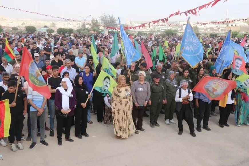 استذكار القياديين علي كايتان ورضا ألتون في الدرباسية وحلب