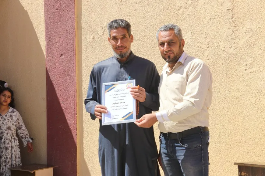مجمع هجين التربوي يزرع الفرح في مدارس المدينة بفعالية "العلم نور.. طريقك للنجاح"