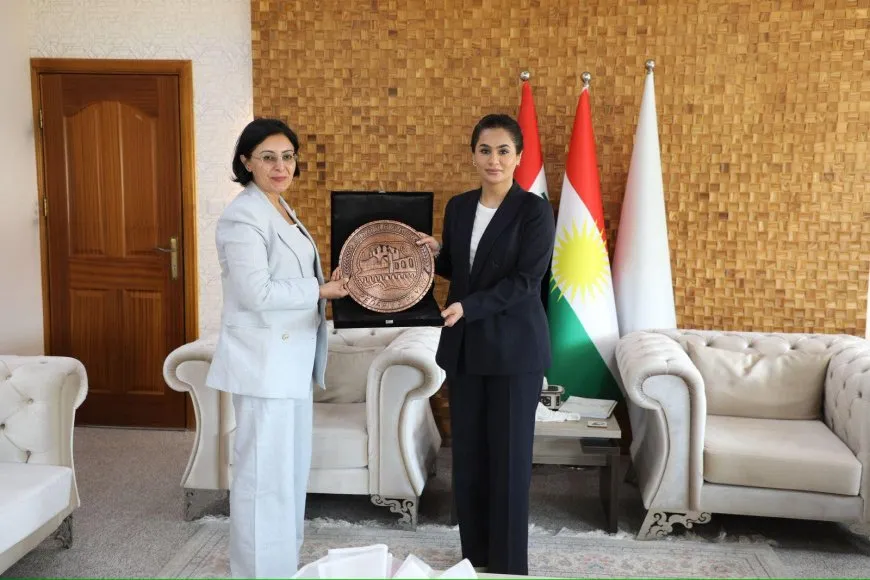 وفد نسائي من روج آفا وشمال كردستان يزور محافظة حلبجة ويبحث سبل التعاون