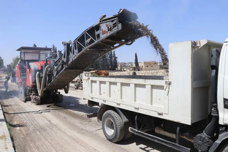 بلدية الشعب تبدأ بتعبيد شوارع الشيخ مقصود والأشرفية في حلب 
