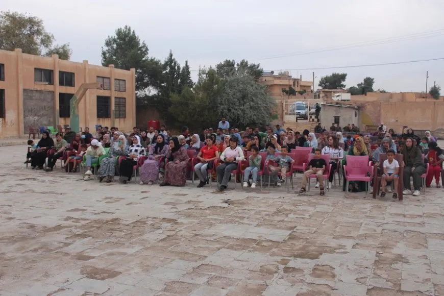 فعالية شعرية وغنائية إحياءً للتراث الشعبي في تل براك