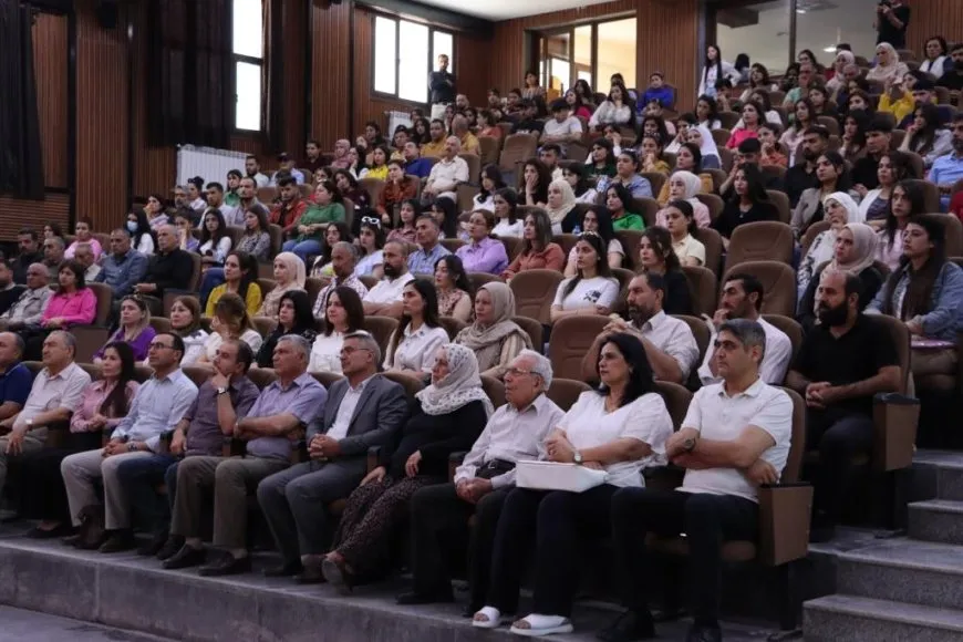 ندوة حوارية في جامعة كوباني حول نداء " السلام والمجتمع الديمقراطي"