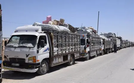 دفعة جديدة من نازحي مخيم العريشة يغادرون نحو دير الزور