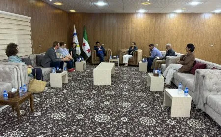 وفد من برلمان الاتحاد الأوربي وحقوقيين فرنسيين يزور شمال وشرق سوريا