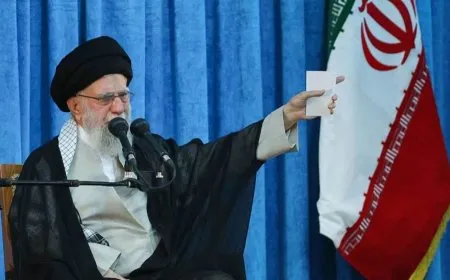 مُحللون إسرائيليون يحذّرون من مخاطر اغتيال الخامنئي