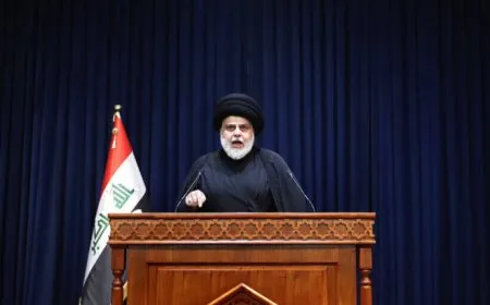 مقتدى الصدر يدعو لتظاهرات سلمية في أنحاء العراق