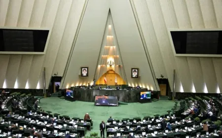 البرلمان الإيراني يوافق مبدئياً على تعليق التعاون مع الوكالة الدولية للطاقة الذرية