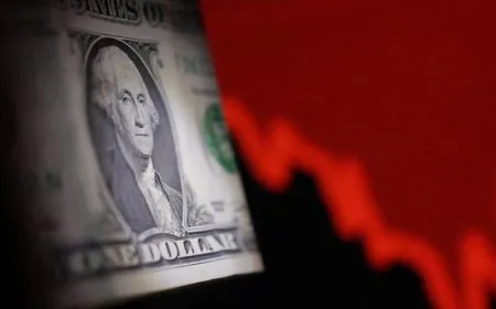 انخفاض الدولار إلى أدنى مستوى مقابل اليورو