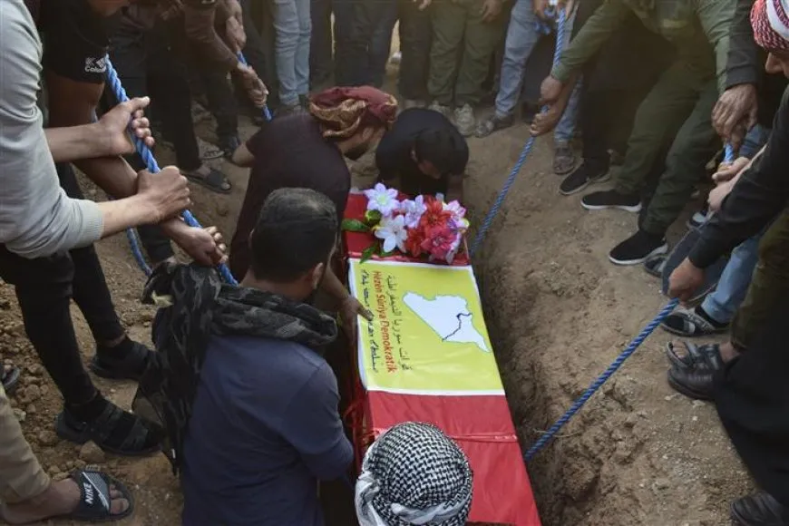 تشييع جثماني الشهيدين أحمد ومحمد في تل تمر