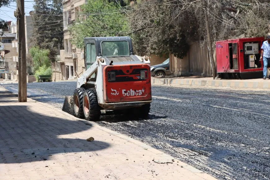 إعادة تأهيل الطرق في مدينة قامشلو