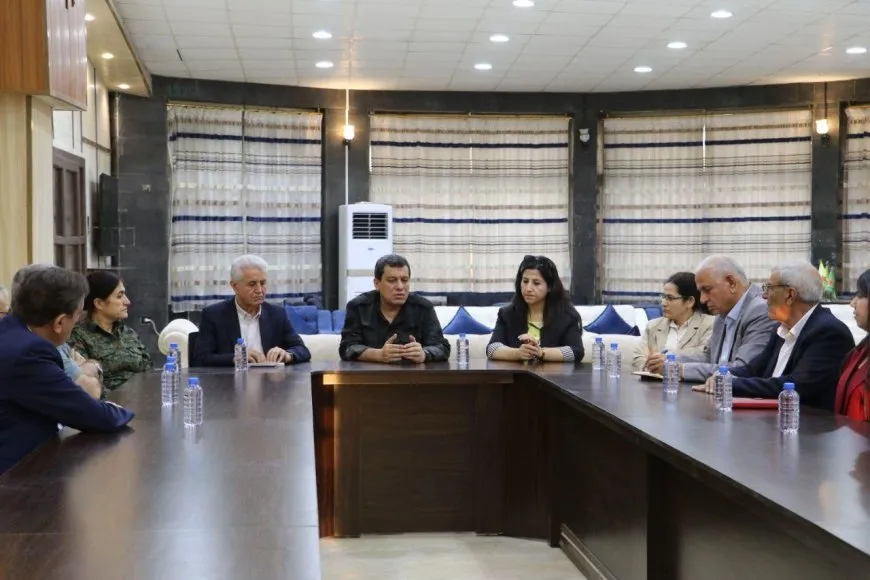 الكشف عن أسماء أعضاء الوفد الكردي للحوار مع سلطة دمشق والأطراف الدولية والكردستانية