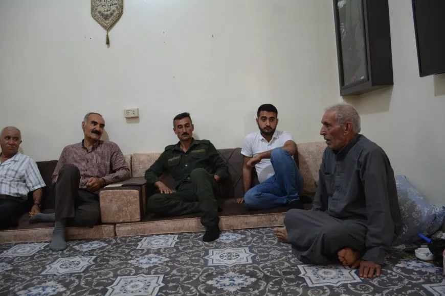 زيارة ذوي الشهداء والمهجّرين قسراً في ثاني أيام عيد الأضحى