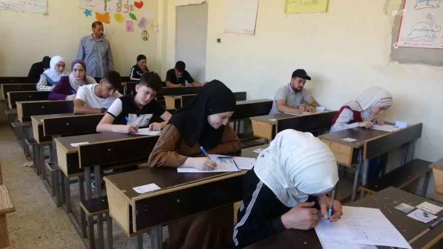 بدء امتحانات الشهادتين الإعدادية والثانوية للطلبة الأحرار