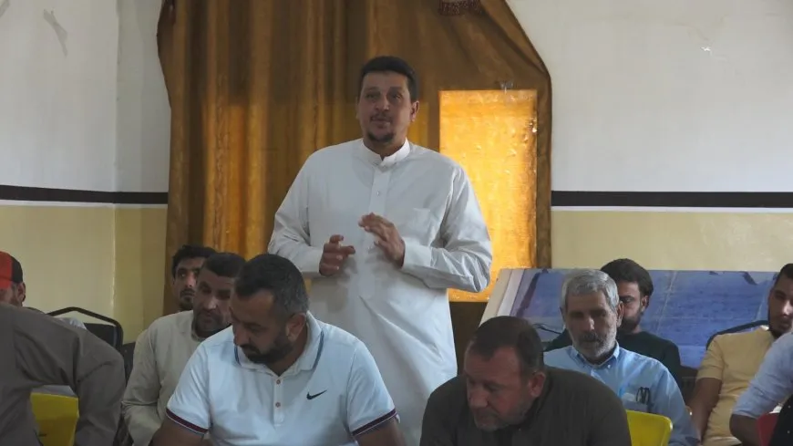اجتماع لتعزيز آليات تنفيذ المشاريع الخدمية لعام 2025 في دير الزور