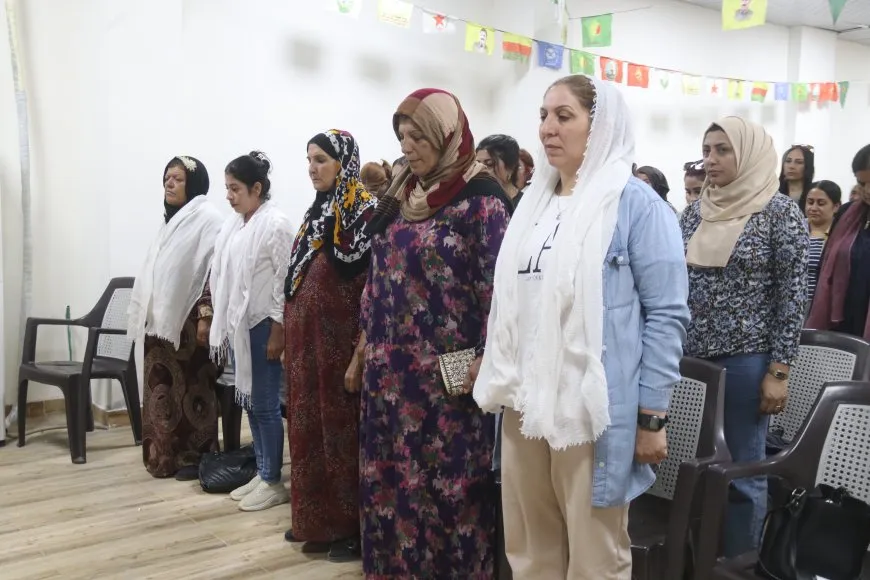 مجلس المرأة السورية يواصل لقاءاته التحضيرية لعقد مؤتمر سوري وسط تفاعل وإشادة نسائية