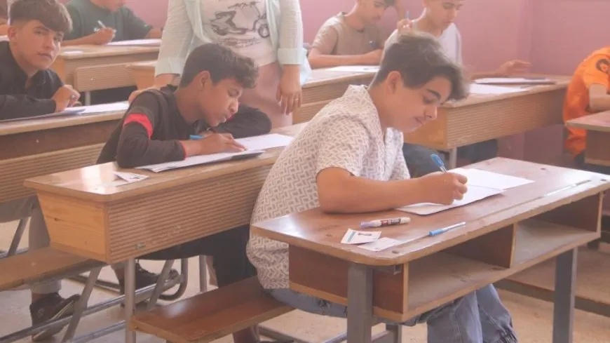 بدء امتحانات طلبة المرحلة الإعدادية وفق مناهج النظام السابق