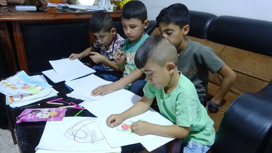 أطفال عين عيسى يرسمون لمستقبل واعد