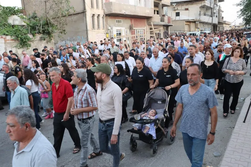 المكونات الشعبية والدينية في ديرك تندد بمجزرة كنيسة مار إلياس في دمشق