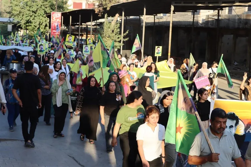 مظاهرة جماهيرية في ديرك تطالب بالحرية الجسدية للقائد عبد الله أوجلان
