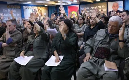 للصحفيين الراغبين في تغطية الخطوات العملية لمخرجات مؤتمر حزب العمال الكردستاني الأخير 