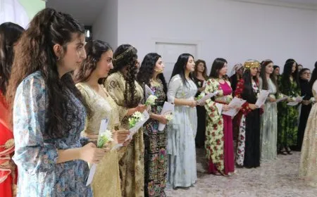 "خريجات المعهد سيكنّ ركيزة لتغيير وتطوير الثقافة والفن في روج آفا"