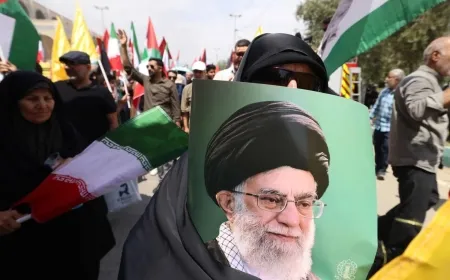 خامنئي: البرنامج النووي ذريعة لمواجهة إيران