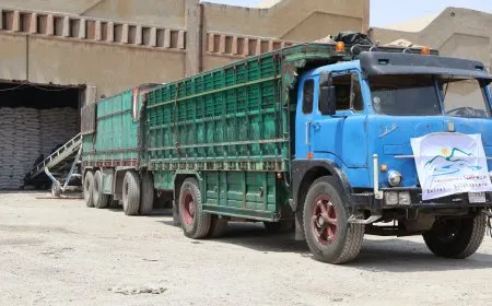 55 طنّاً من المواد الغذائية والطحين من شمال وشرق سوريا في طريقها للسويداء