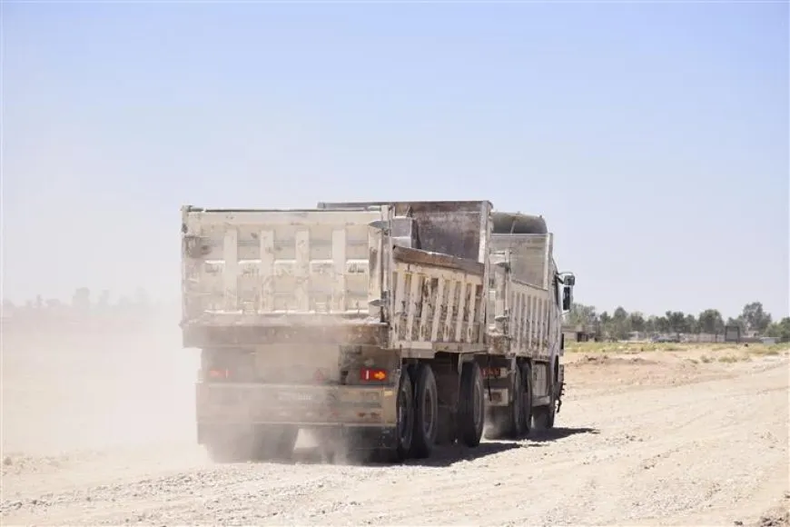 بلدية تل تمر تنشئ طريقاً بديلاً بعد انهيار جسر حيوي على طريق (M4)