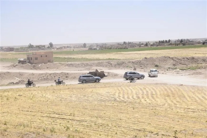 بلدية تل تمر تنشئ طريقاً بديلاً بعد انهيار جسر حيوي على طريق (M4)