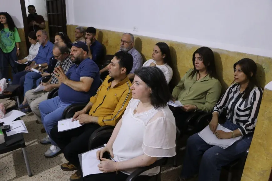 محاضرة لشرح الآثار السلبية للدولة القومية وطرح بديلها المتمثل بالأمة الديمقراطية
