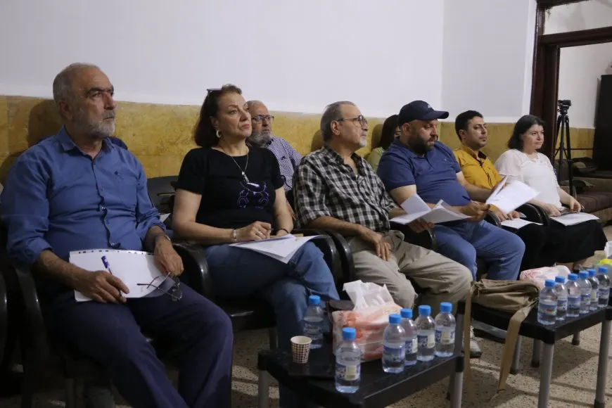 محاضرة لشرح الآثار السلبية للدولة القومية وطرح بديلها المتمثل بالأمة الديمقراطية