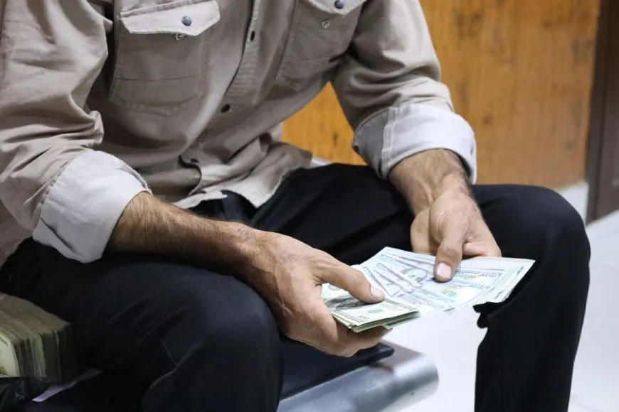 الإدارة الذاتية تبدأ بصرف فواتير القمح للمزارعين في شمال وشرق سوريا