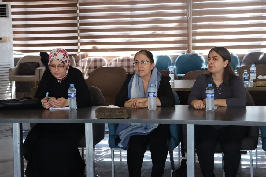 المرأة تناقش قضايا جوهرية تمس واقعها وحقوقها في قامشلو