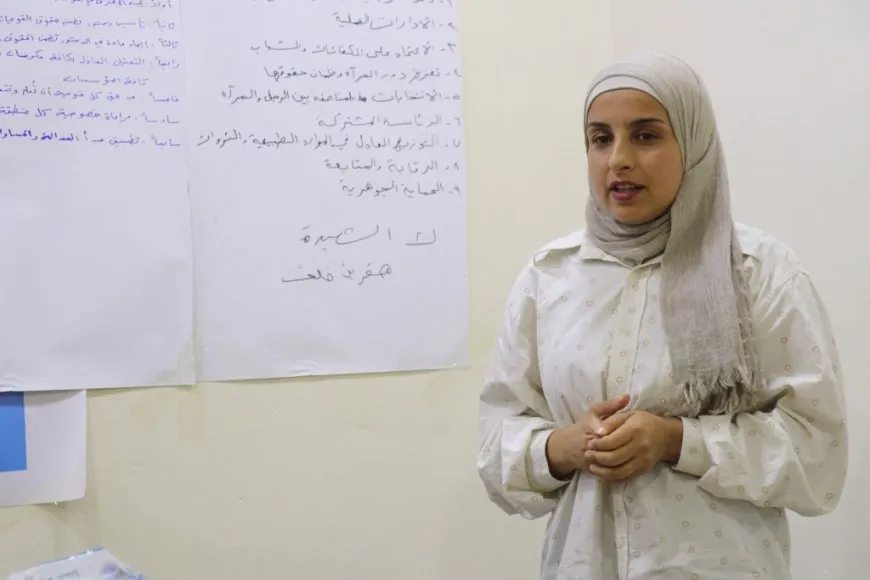 ورشة عمل سياسية في الطبقة تؤكد على ضرورة بناء سوريا وفق دستور ديمقراطي