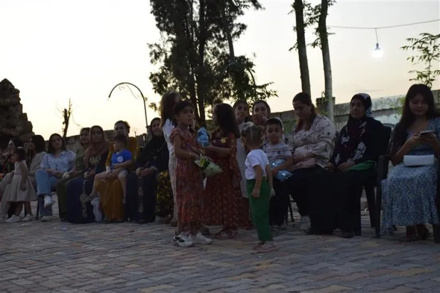 في ميدان الفن... تل تمر تجدد العهد مع القائد عبد الله أوجلان