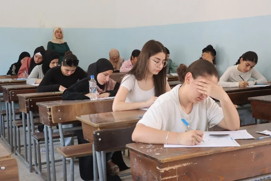 بدء امتحانات الشهادة الثانوية وفق منهاج النظام السابق