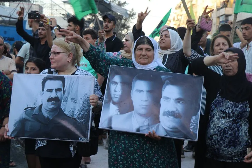 أهالي حلب يؤكدون أن نداء  القائد التاريخي سيجلب السلام