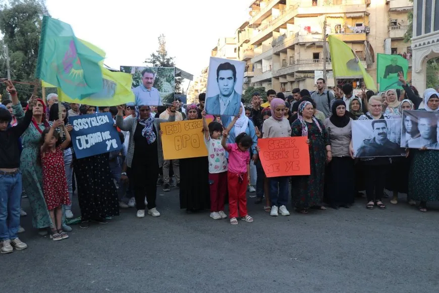 أهالي حلب يؤكدون أن نداء  القائد التاريخي سيجلب السلام