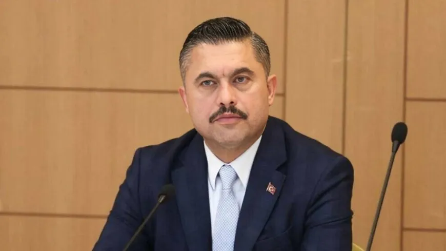 إقالة رئيس بلدية شيلا أوزغور كابادايي