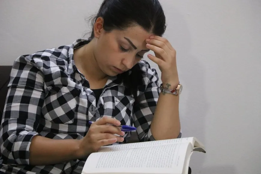 نشاطات توعوية عبر مجلد "الحضارة الديمقراطية"