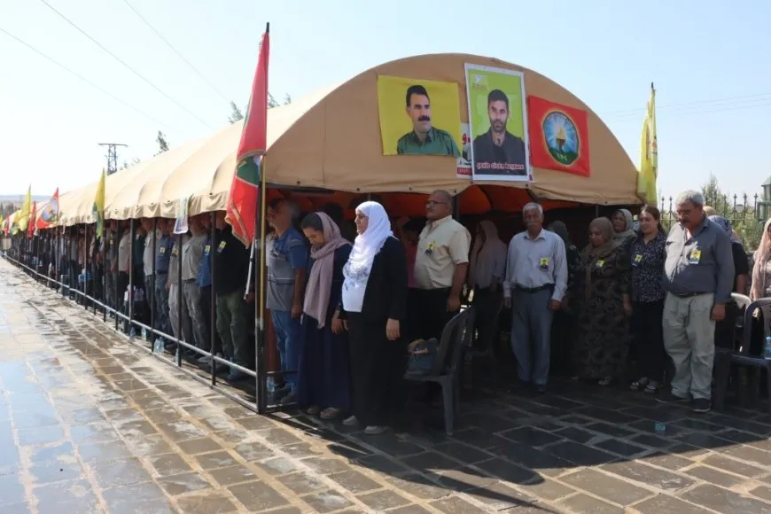 تقديم واجب العزاء لذوي مقاتل قسد جكر باشكاله