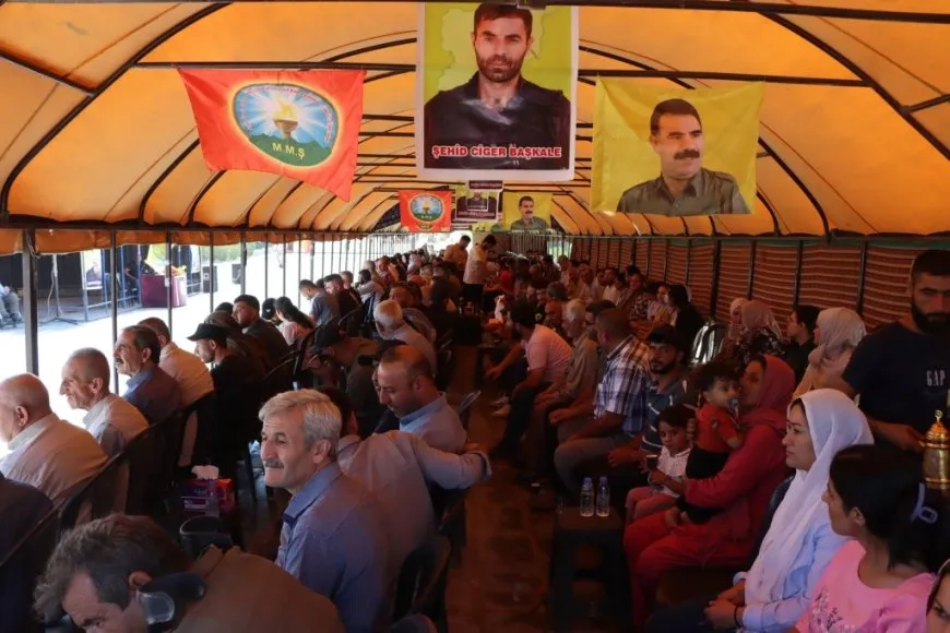 تقديم واجب العزاء لذوي مقاتل قسد جكر باشكاله