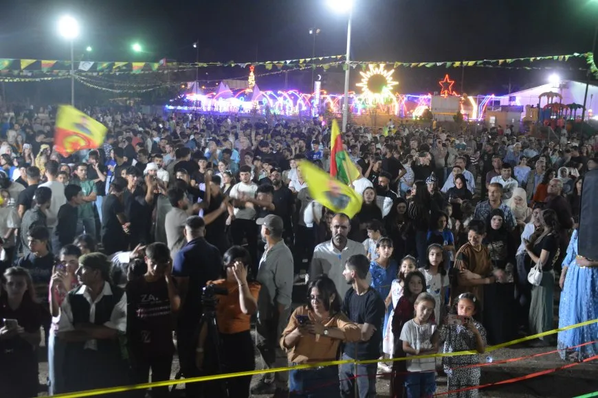 "معاً سنصنع سوريا الجديدة ونضمن حقوق جميع المكونات"