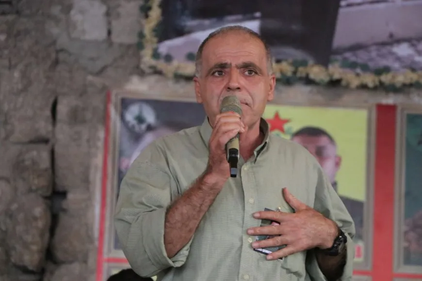 أهالي حلب يقدمون واجب العزاء لذوي الشهيد قهرمان بلبل