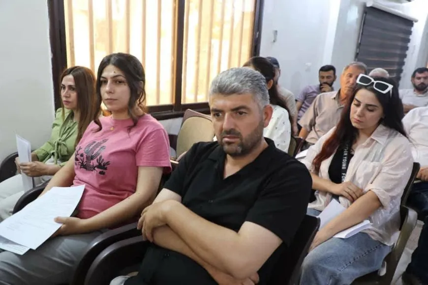 الألواح الشمسية.. خطوة استراتيجية من الإدارة الذاتية لدعم الزراعة المستدامة