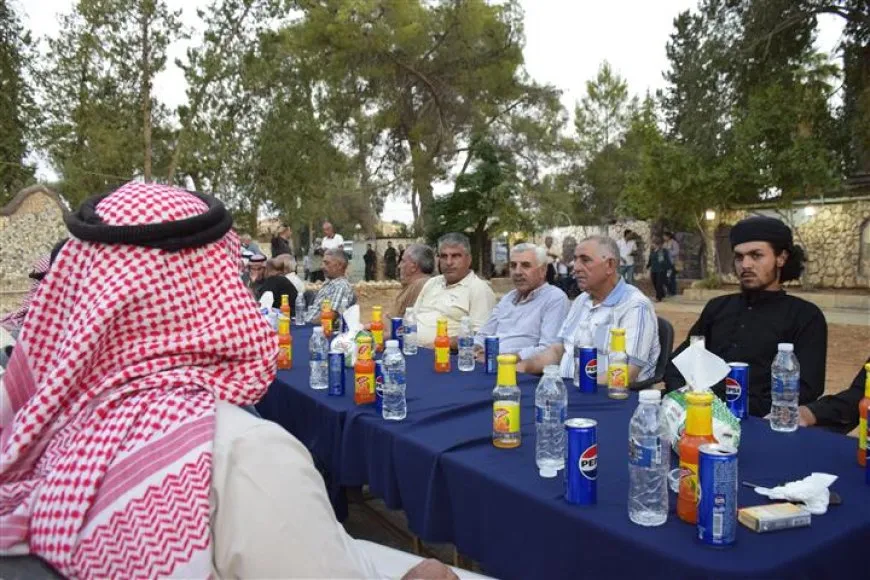 اجتماع عشائري موسع في تل تمر يؤكد دعم قسد ويرفض التحريض القومي والطائفي