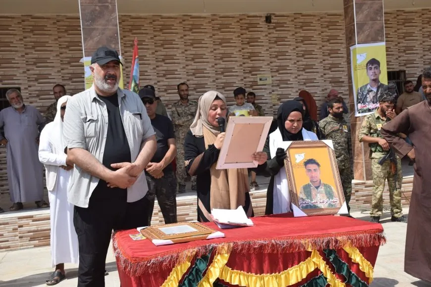 أهالي الشدادي يشيّعون جثمانَي شهيدَين من قوات سوريا الديمقراطية